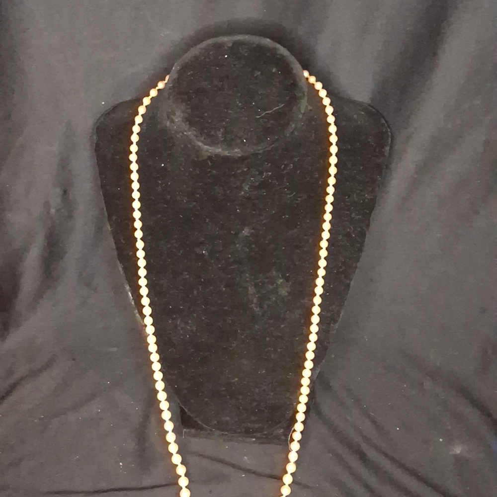 Elegant Monet Faux Pearl Neclace
